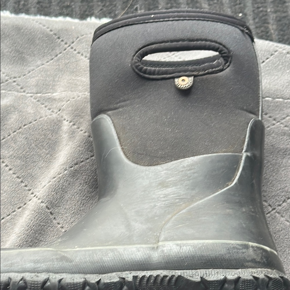 Bogs Black Waterproof Mid-Calf Rain & Snow Boots - Picture 7 of 9